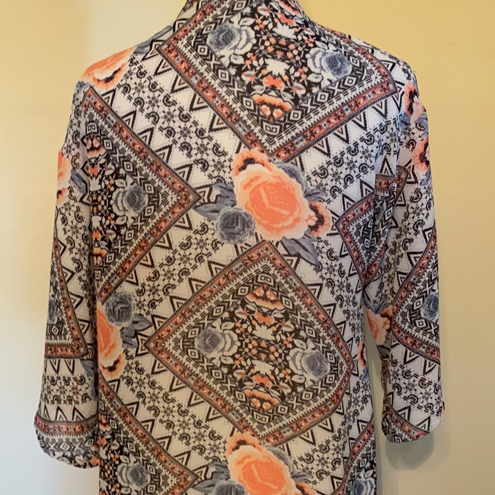 Wallflower kimono - Picture 7 of 10